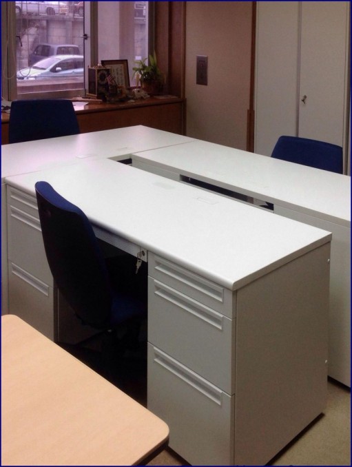 官公庁　新設課備品一式納入