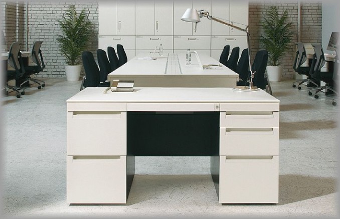PLUS 全部の引出し施錠できるDESK  - STAGEO -