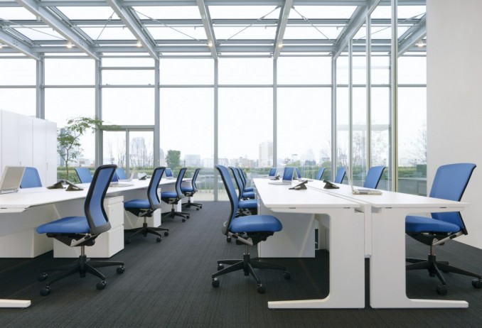 オフィス空間を柔軟にカスタマイズ　レヴィスト　コクヨより